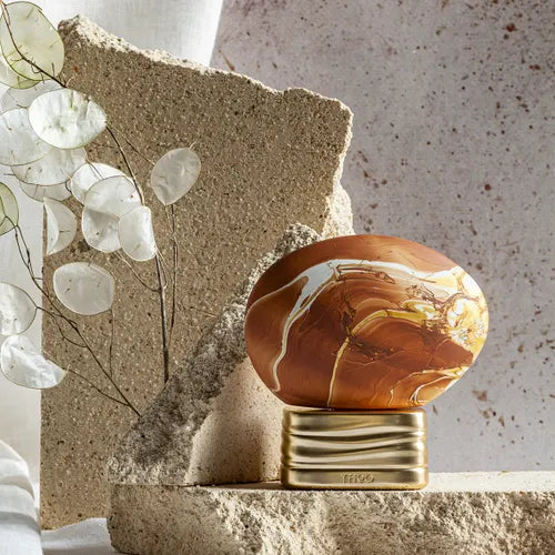 HIDDEN SHADES - THE HOUSE OF OUD THOO