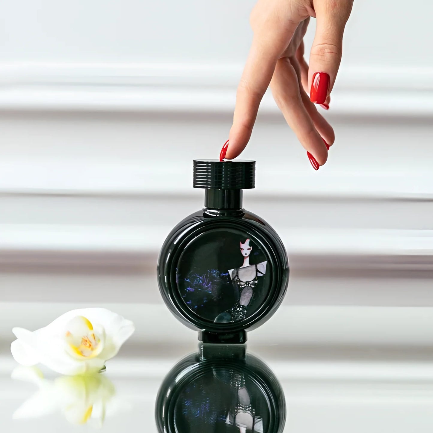CLOSED GATE - HFC